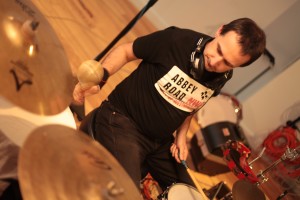 Dave Kirby using a maraca as a drum stick